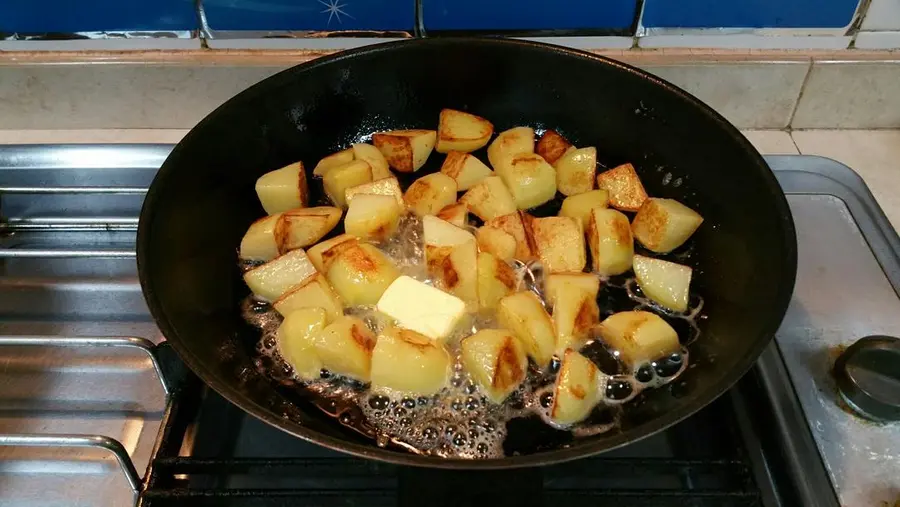 Garlic potato step 0