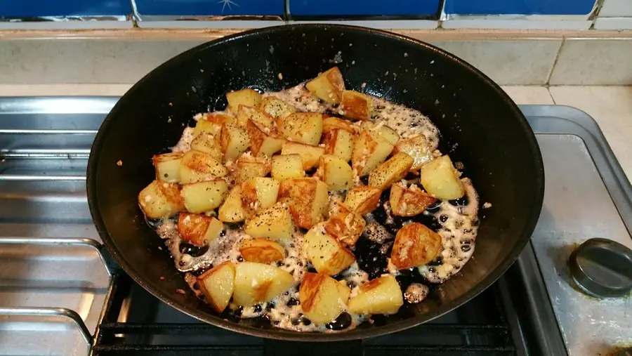 Garlic potato step 0