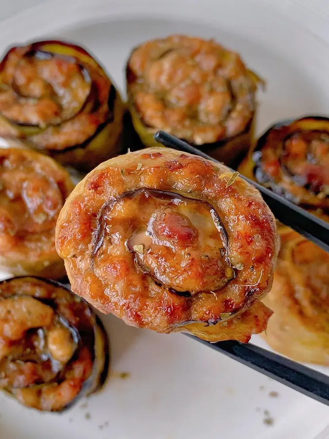 Oil-free air fryer eggplant meat rolls step 0