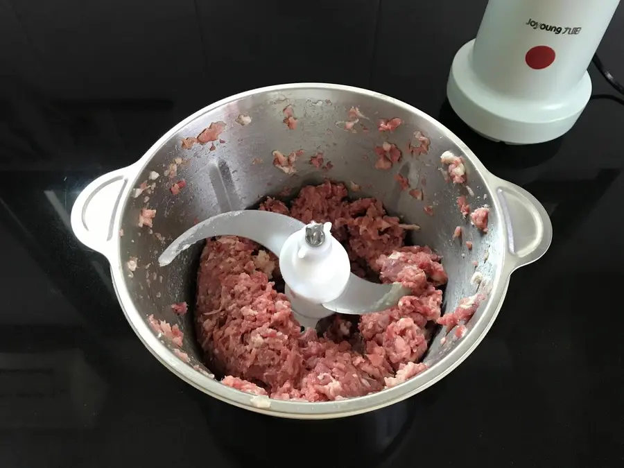 Oil-free air fryer eggplant meat rolls step 0