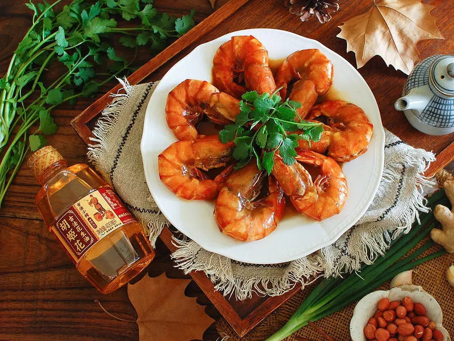 Seafood-style supper – braised prawns