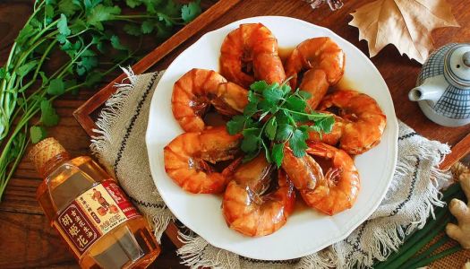 Seafood-style supper – braised prawns