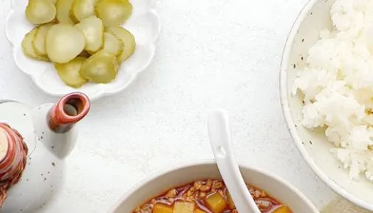 Minced meat and potatoes for rice