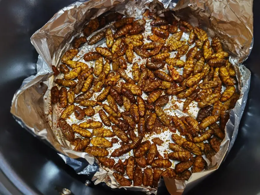 Soul Supper/Appetizer: Air Fryer Cicada Pupa step 0