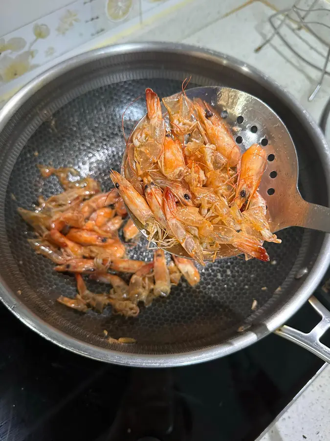 A must-have shrimp porridge for supper step 0