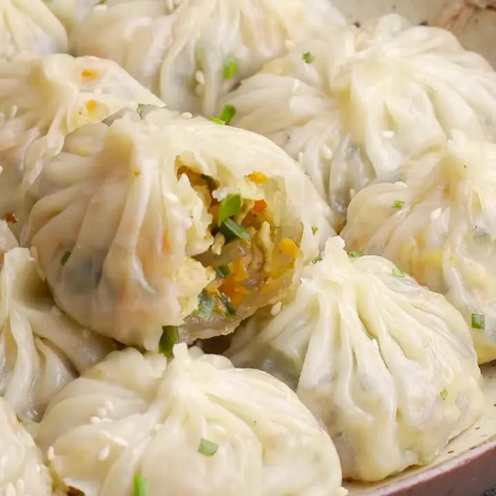 Fried buns with dumpling skins step 0