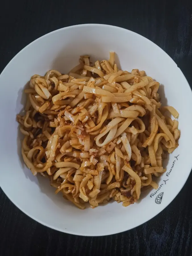 Wet stir-fried beef kueh at a night snack stall step 0