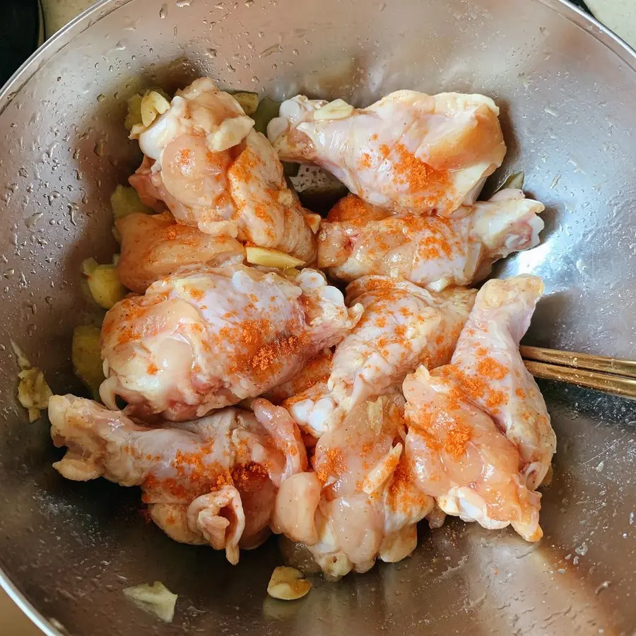 Fragrant garlic fried chicken wings (air fryer version) step 0