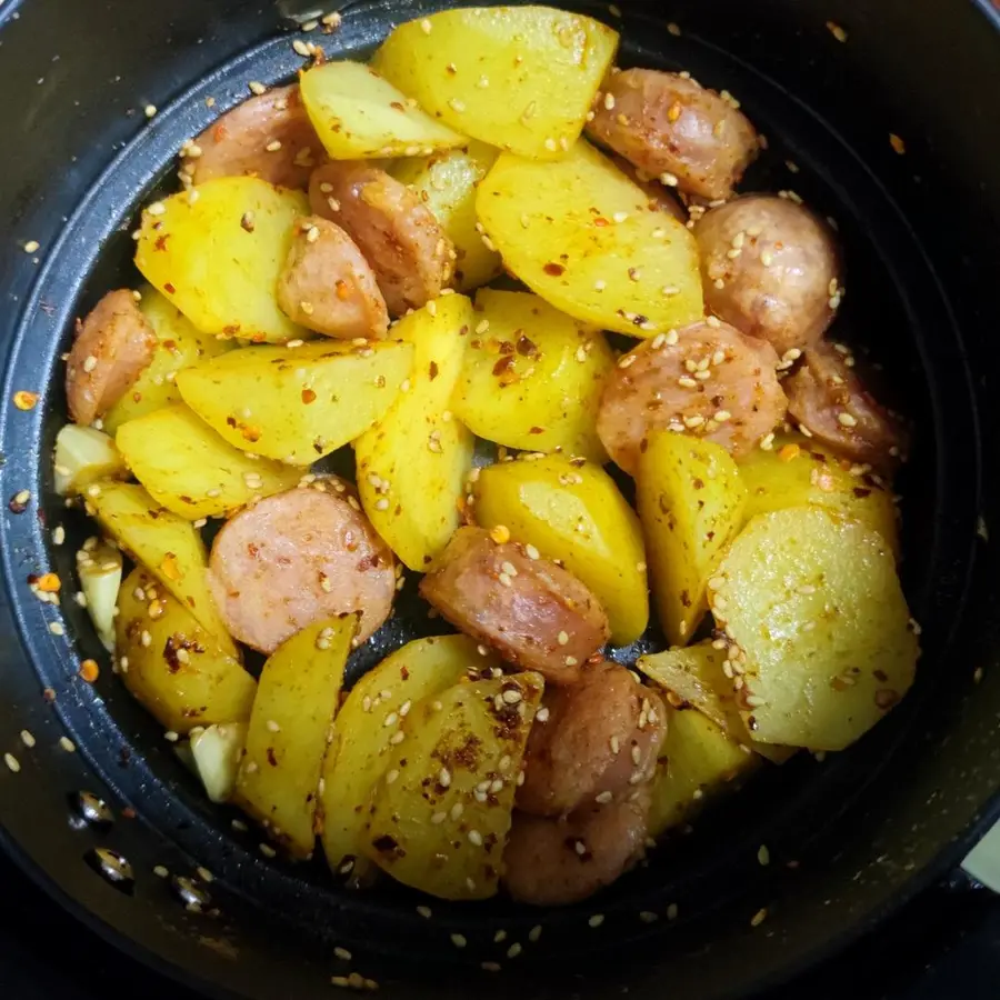 Lazy supper (air fryer, potato grilled sausage toast) step 0