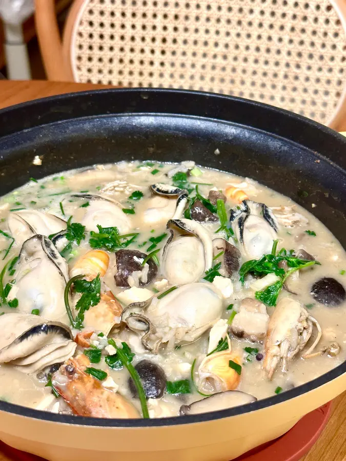 Seafood and shrimp porridge  - a nutritious supper for food stalls! step 0