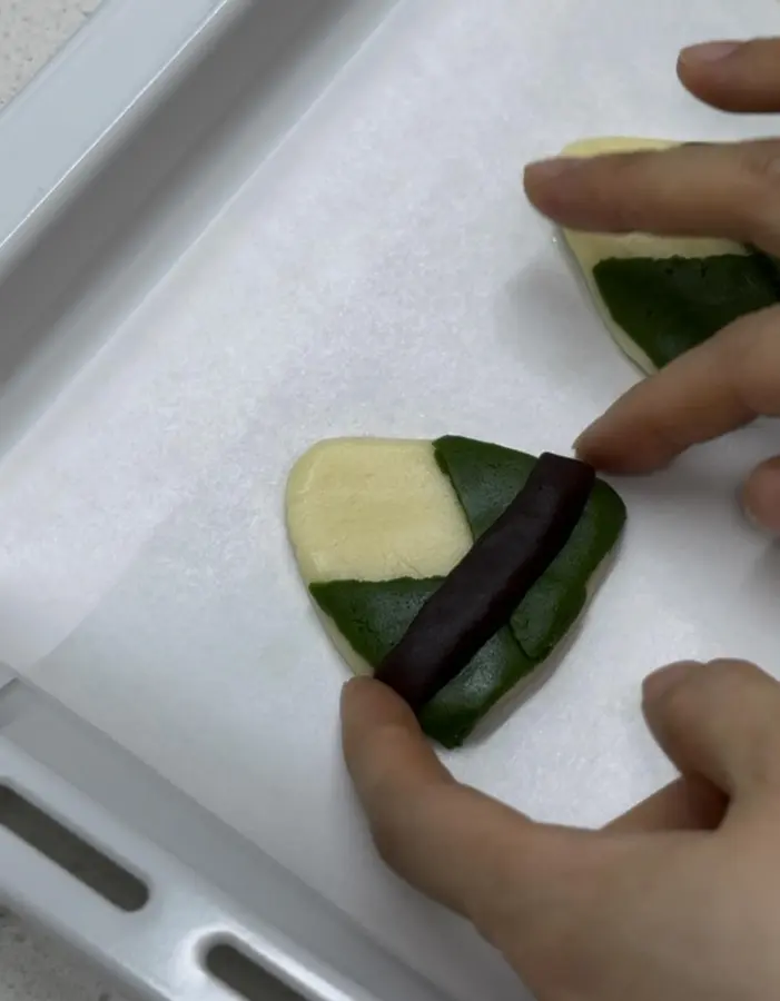 Dragon Boat Festival Limited: Zongzi shaped cookies, full of creativity step 0