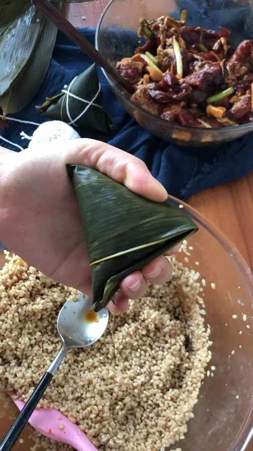 Zongzi (pork salted rice dumplings) step 0