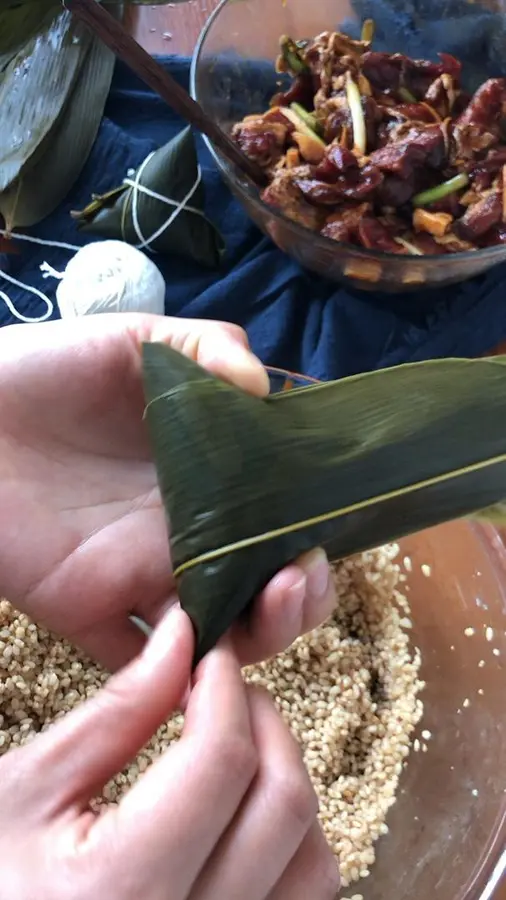 Zongzi (pork salted rice dumplings) step 0