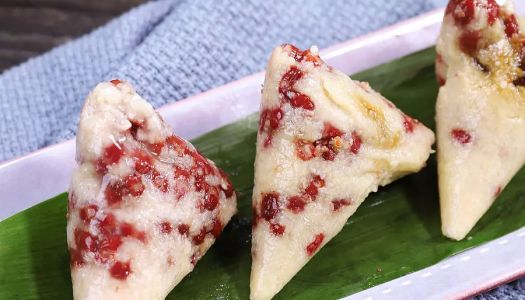 Red bean and date dumplings