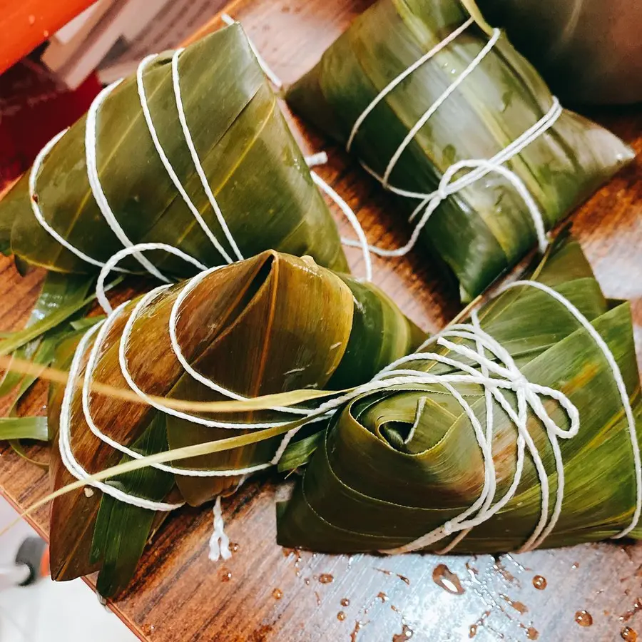 Mommy's â™¥ï¸ private secret salted egg yolk meat dumplings step 0