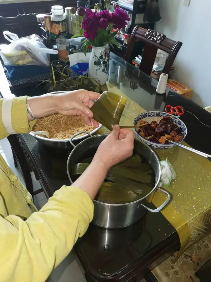 Glutinous rice dumplings step 0