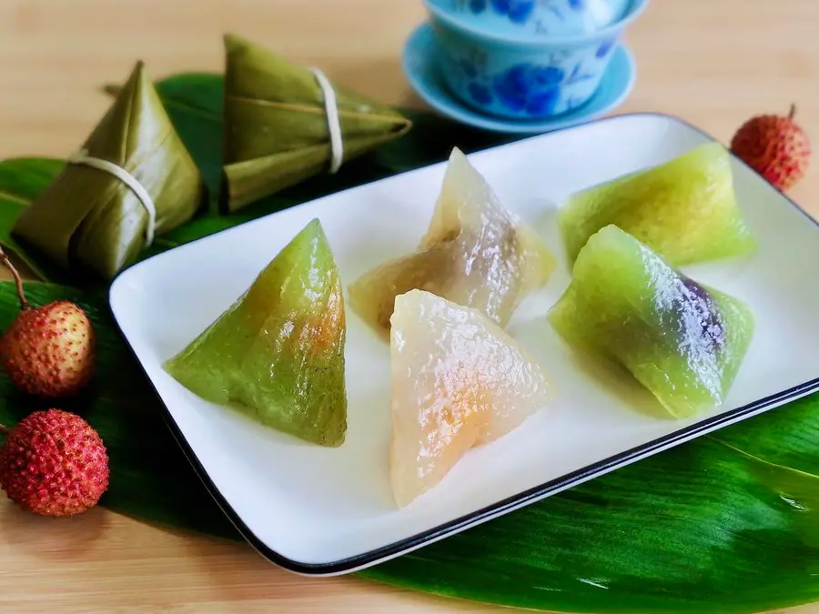 Mini multicolored crystal dumplings