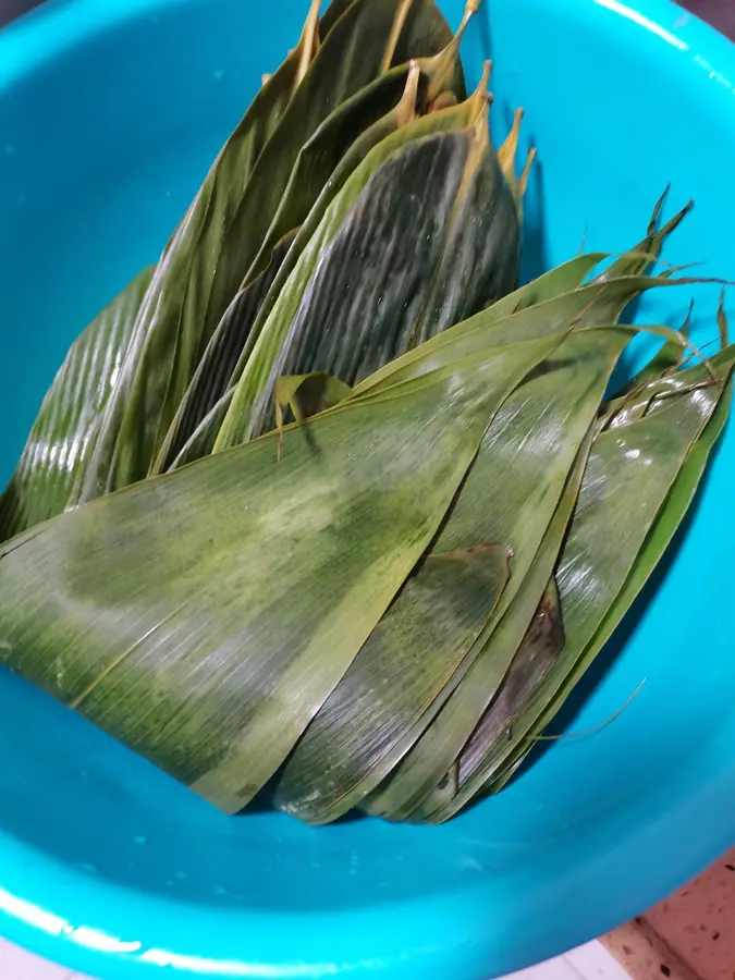 ã€Straw rope wrapping zongzi slow motion detailed tutorialã€‘ step 0