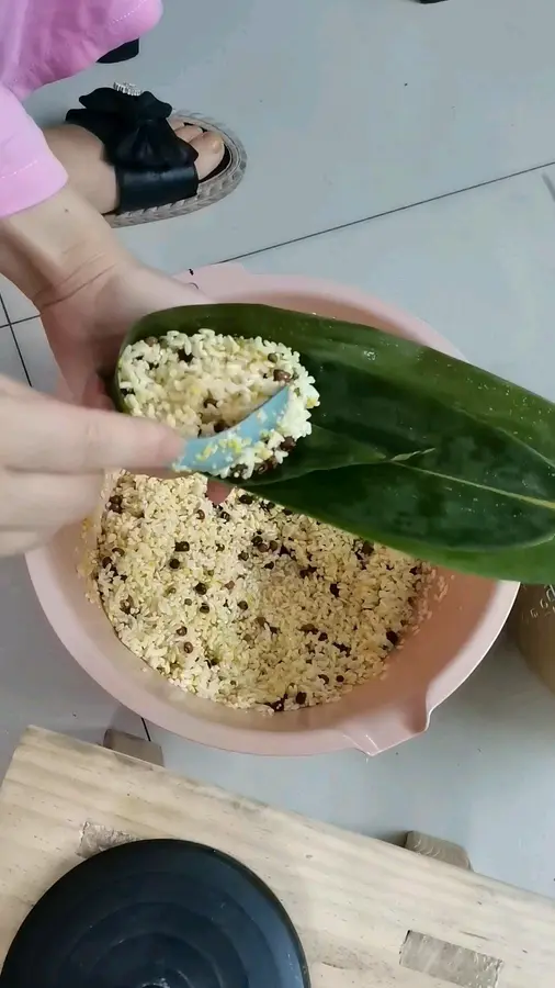 ã€Straw rope wrapping zongzi slow motion detailed tutorialã€‘ step 0