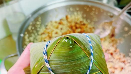 Guangdong salted pork dumplings (four corners dumplings with five flavors)