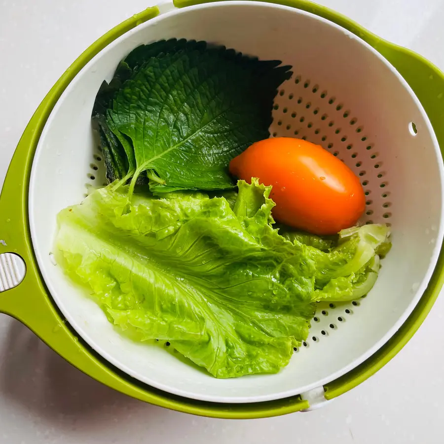 Pecan rice dumpling salad step 0