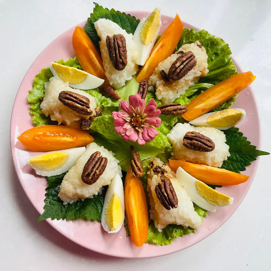 Pecan rice dumpling salad step 0