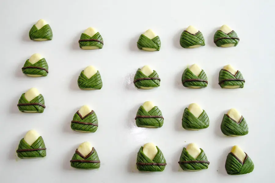 Zongzi cartoon biscuits step 0