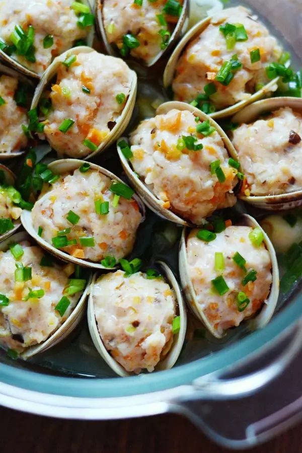 The hottest  shrimp stuffed clams ❗️ in 2020 are fresh and tender