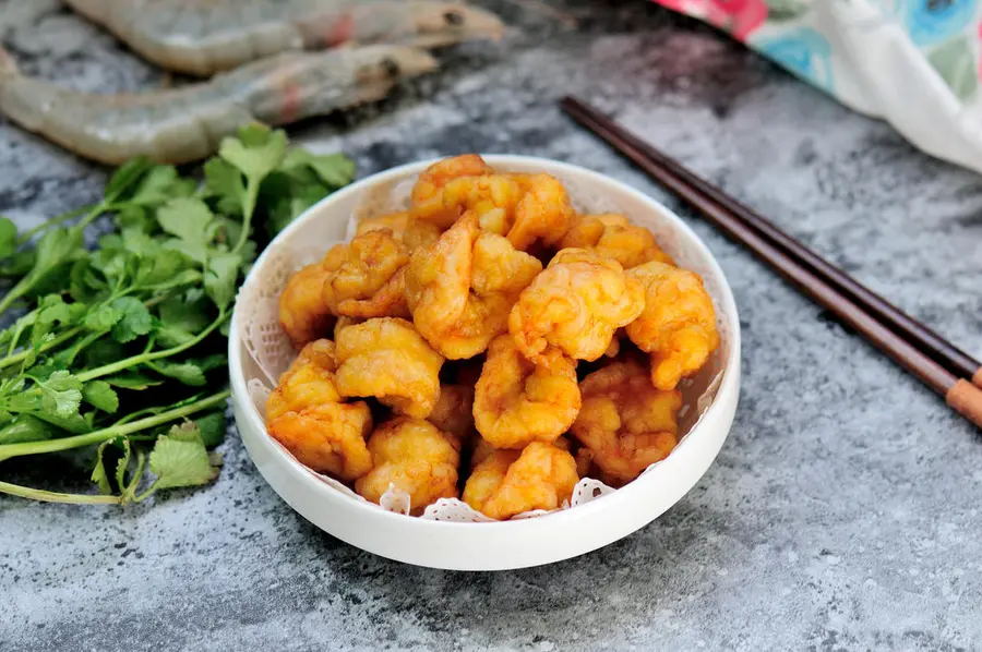 Soft-fried shrimp Simple and delicious recipe for soft and tender shrimp step 0