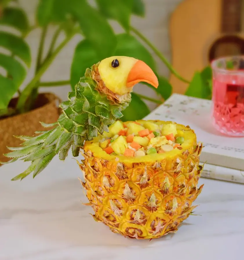 The high-value atmosphere is full: pineapple rice with birds singing and flowers step 0