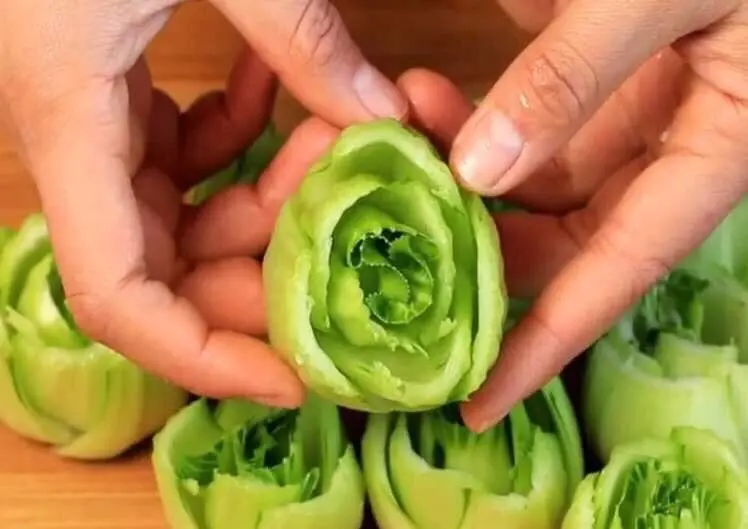 Creative Plating of Shanghai Green Roses step 0