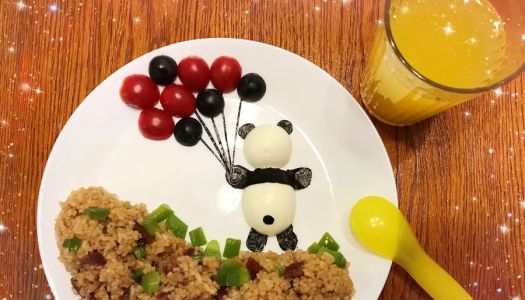 Creative children's breakfast fried rice platter