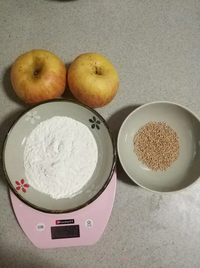 Apple glutinous rice cake - a creative way to eat apples step 0