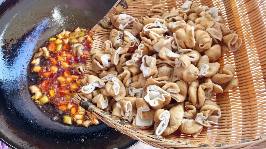 [Creative Little Chef Niang] Family version of dry pot fat sausage - easy to learn, absolutely under the meal, eating more than addictive. step 0