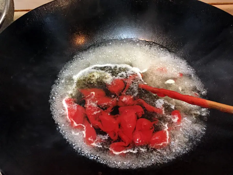 Lao Ding's private dish - chrysanthemum eggplant (creative dish) step 0