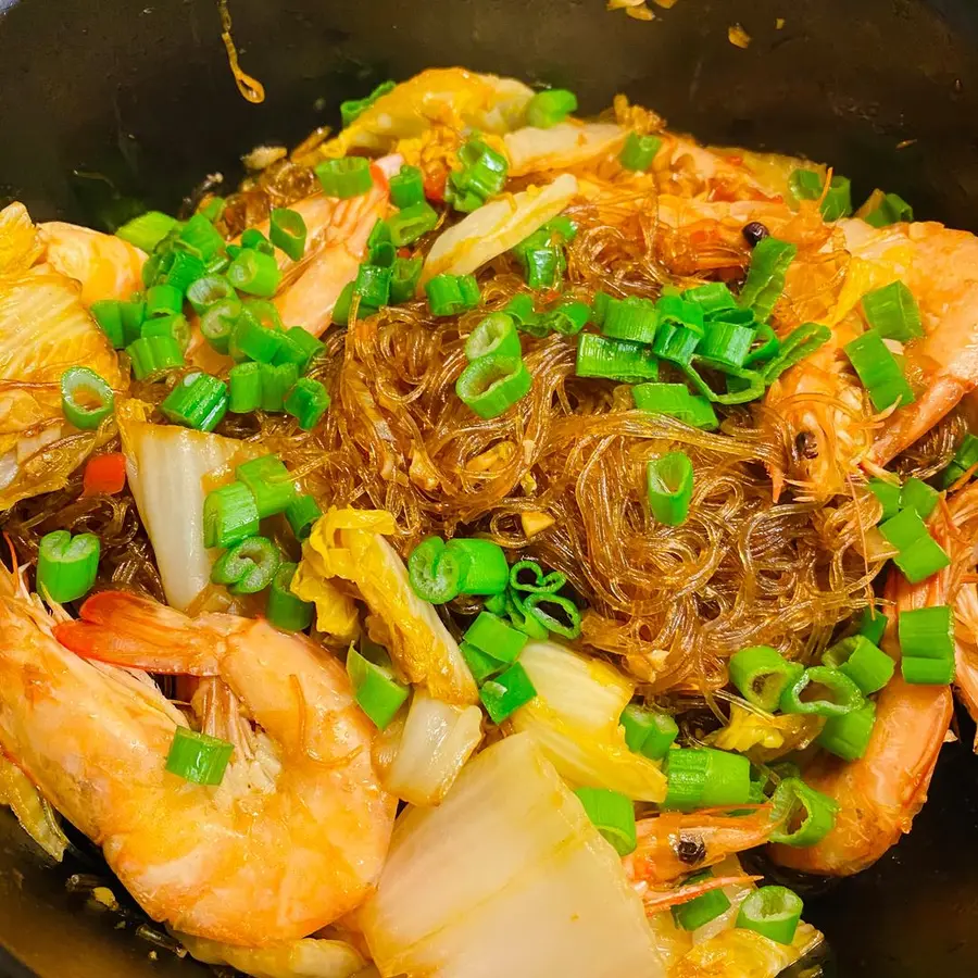 Staub Cast Iron Pot|10 Minutes Quick Dish|Garlic Vermicelli Shrimp Pot|100% Success step 0