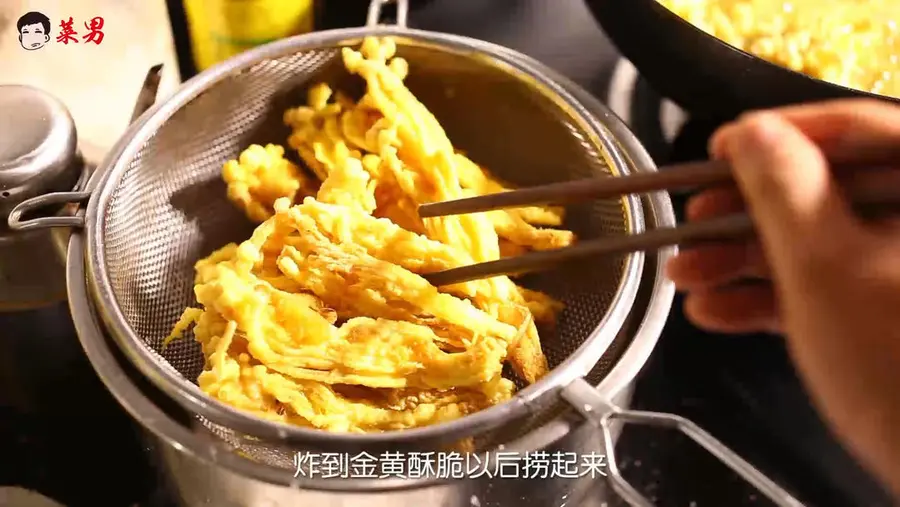 Internet celebrity food fried enoki mushroom practice is a great decryption of men's creative dishes step 0