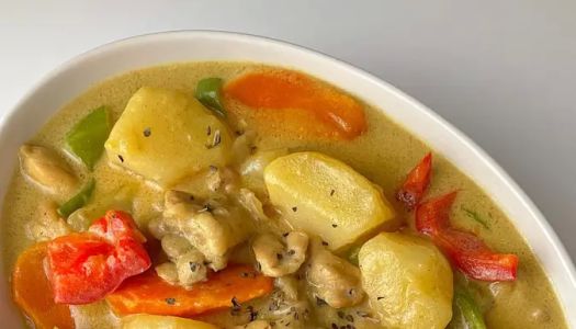 Rich  coconut flavor and simple recipe | Thai coconut milk chicken curry