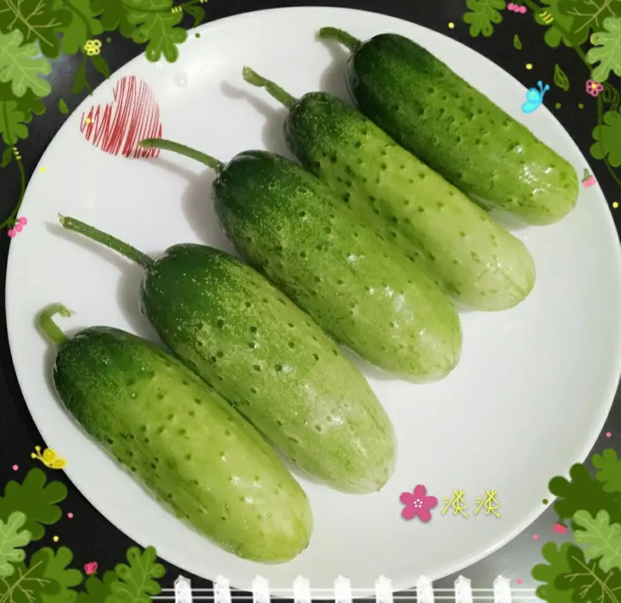 â›µ Creative vegetable platter (cucumber boat) step 0