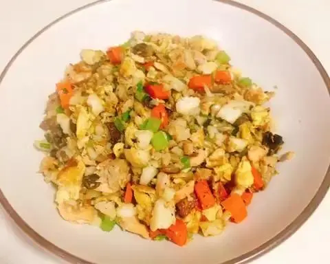 Creative Fat Reduction Meal: Fat Reduced Cauliflower Fried Rice step 0