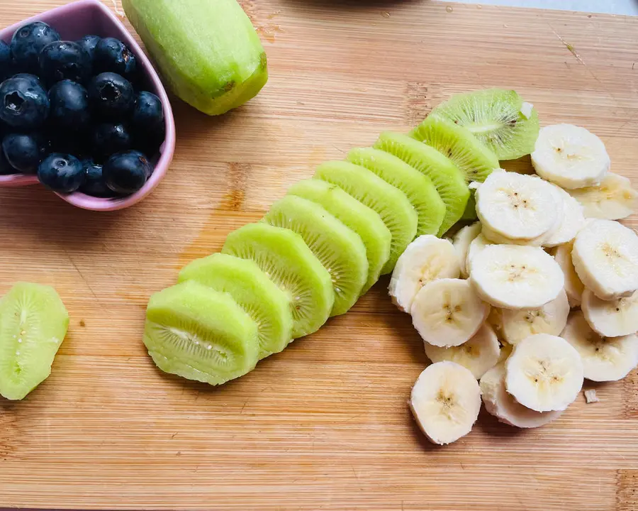 A creative platter of pecans and fruits step 0