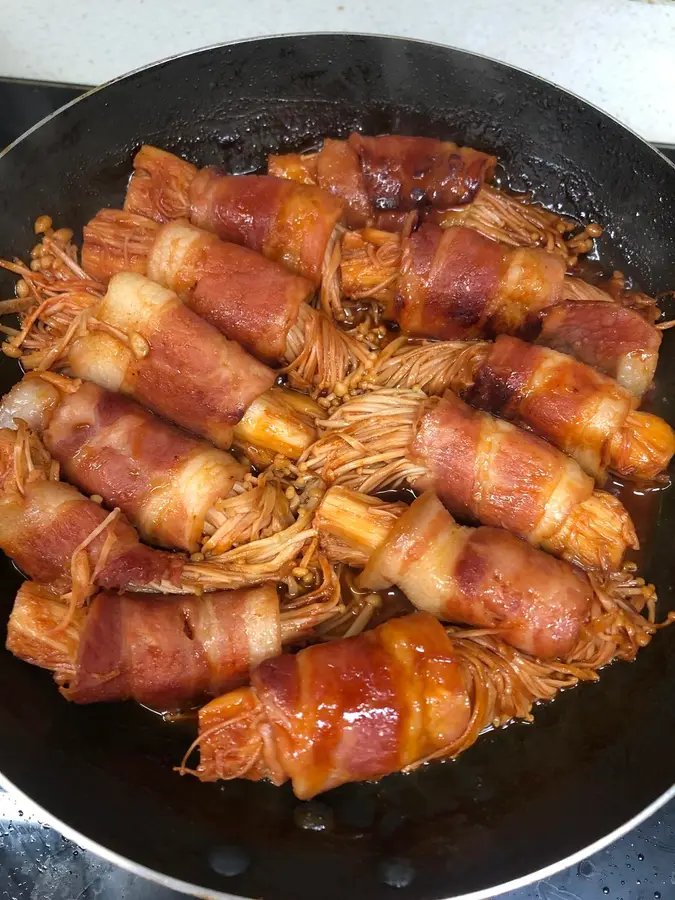 Bacon Golden Needle Roll, Creative Dishes, Fast Dishes, Family Dinners, Friends Gatherings, Children's Favorite Meat Rolls step 0