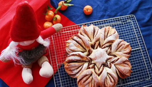 Ins wind Christmas snowflake bean paste bread --- miss the summer wind and autumn rain can no longer miss the winter snowflakes