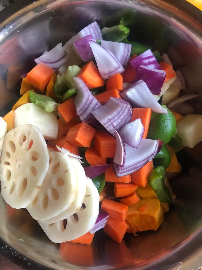 Christmas  oven dish - chicken thighs with mixed vegetables step 0