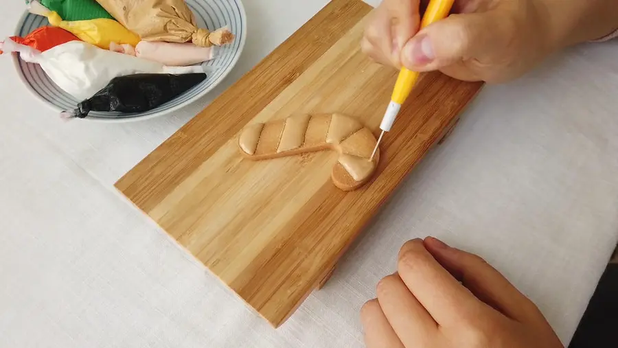 Super detailed steps to Christmas icing cookies step 0