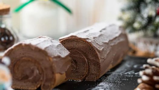 Christmas Special: Chocolate Stump Cake Roll ~ Super Cocoa Flavor!