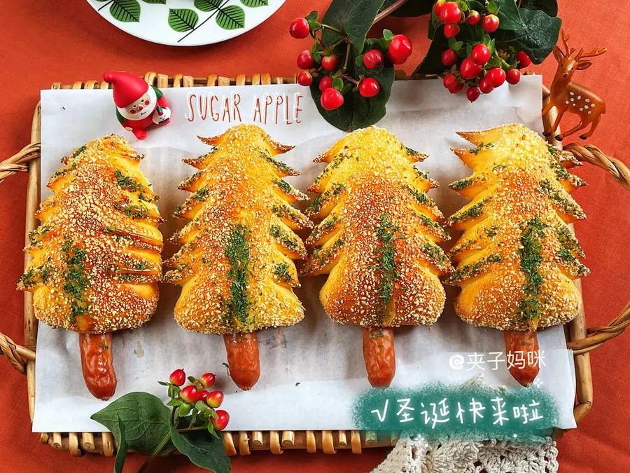 Christmas  tree bread