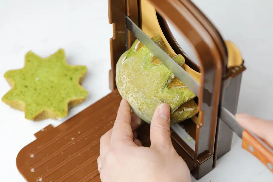 Christmas bread tree step 0