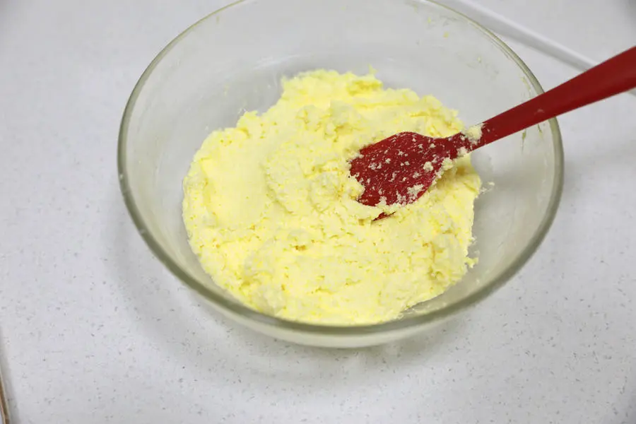 Matcha cranberry garland bread step 0