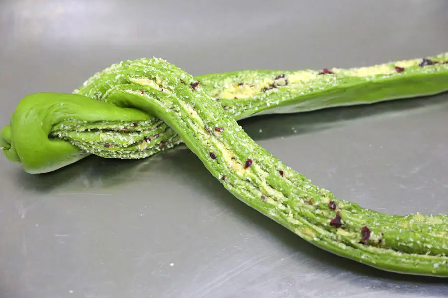 Matcha cranberry garland bread step 0